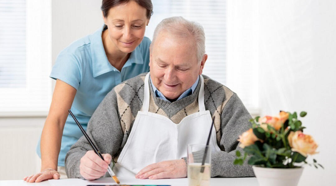 Health professionals’ guide to person-centred dementia care
