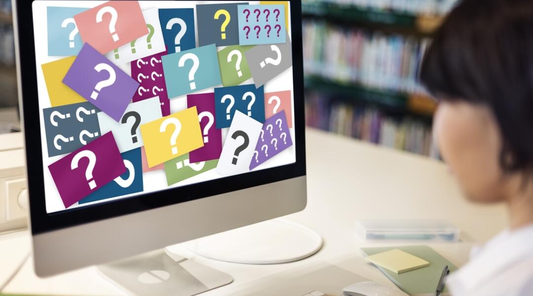 Pharmacist and computer screen