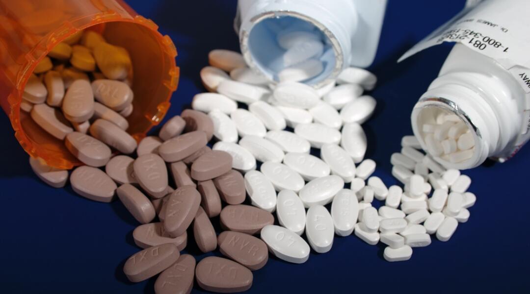 Keep taking your statins: benefits outweigh risks