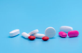 Getty Images-1305911774-white-and-pink-tablets